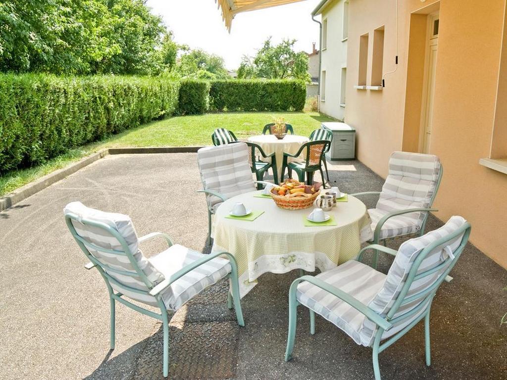 Logis Le Relais De Vacherauville Kültér fotó